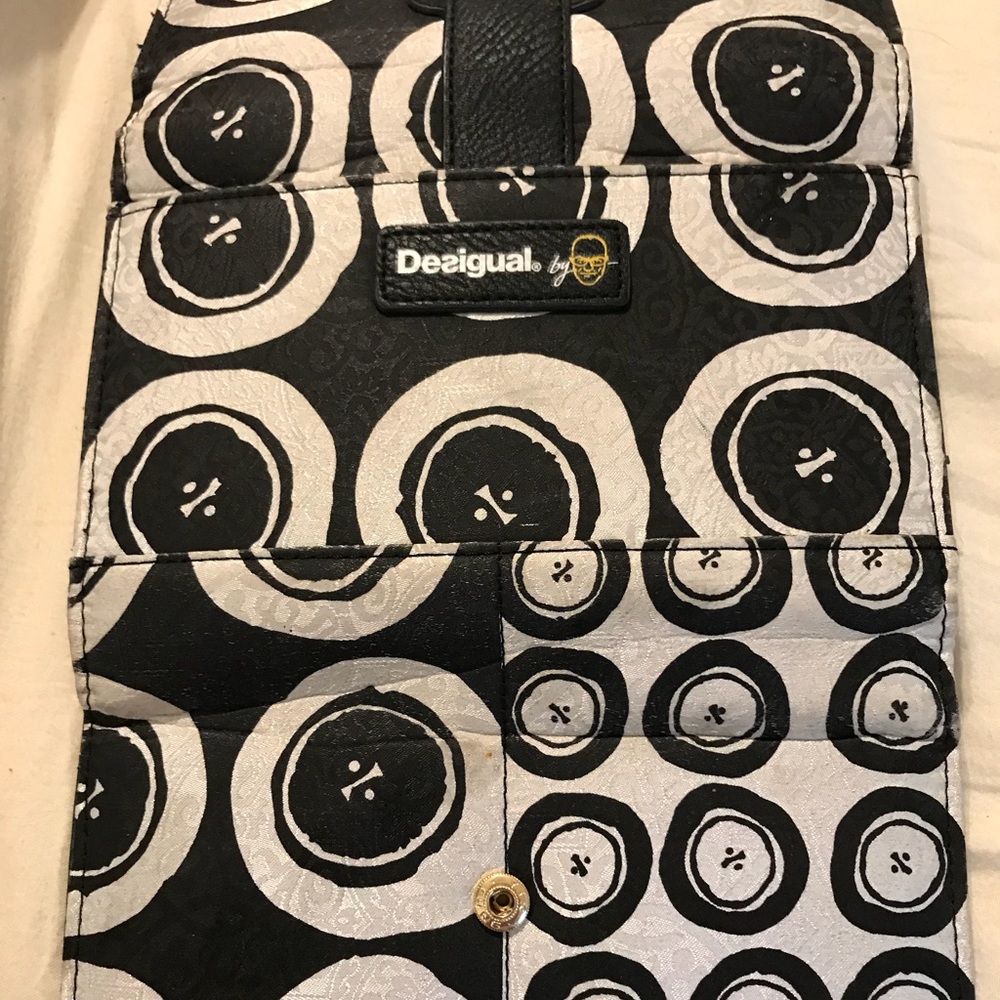 women’s long wallet